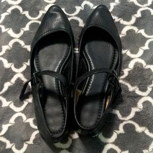 Regina Frye ballet flats